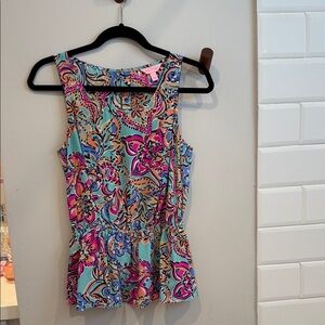 Lilly Pulitzer - Sleeveless Floral Print Peplum Top in Turquoise and Pink